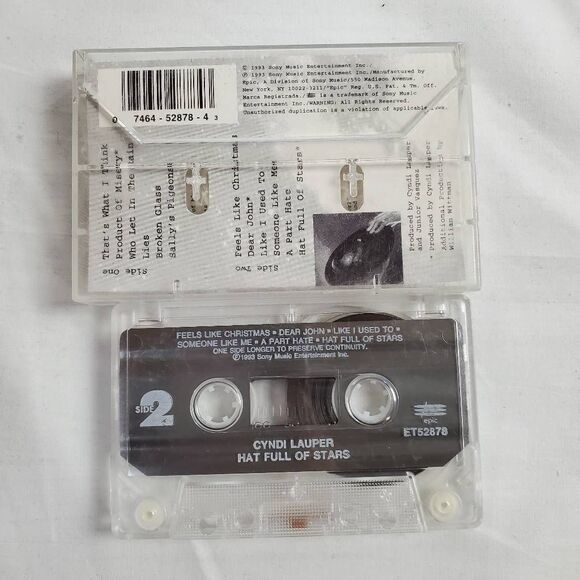 Cyndi Lauper – Hat Full of Stars Cassette Album 1993 Epic Records Pop Rock - Picture 3 of 3
